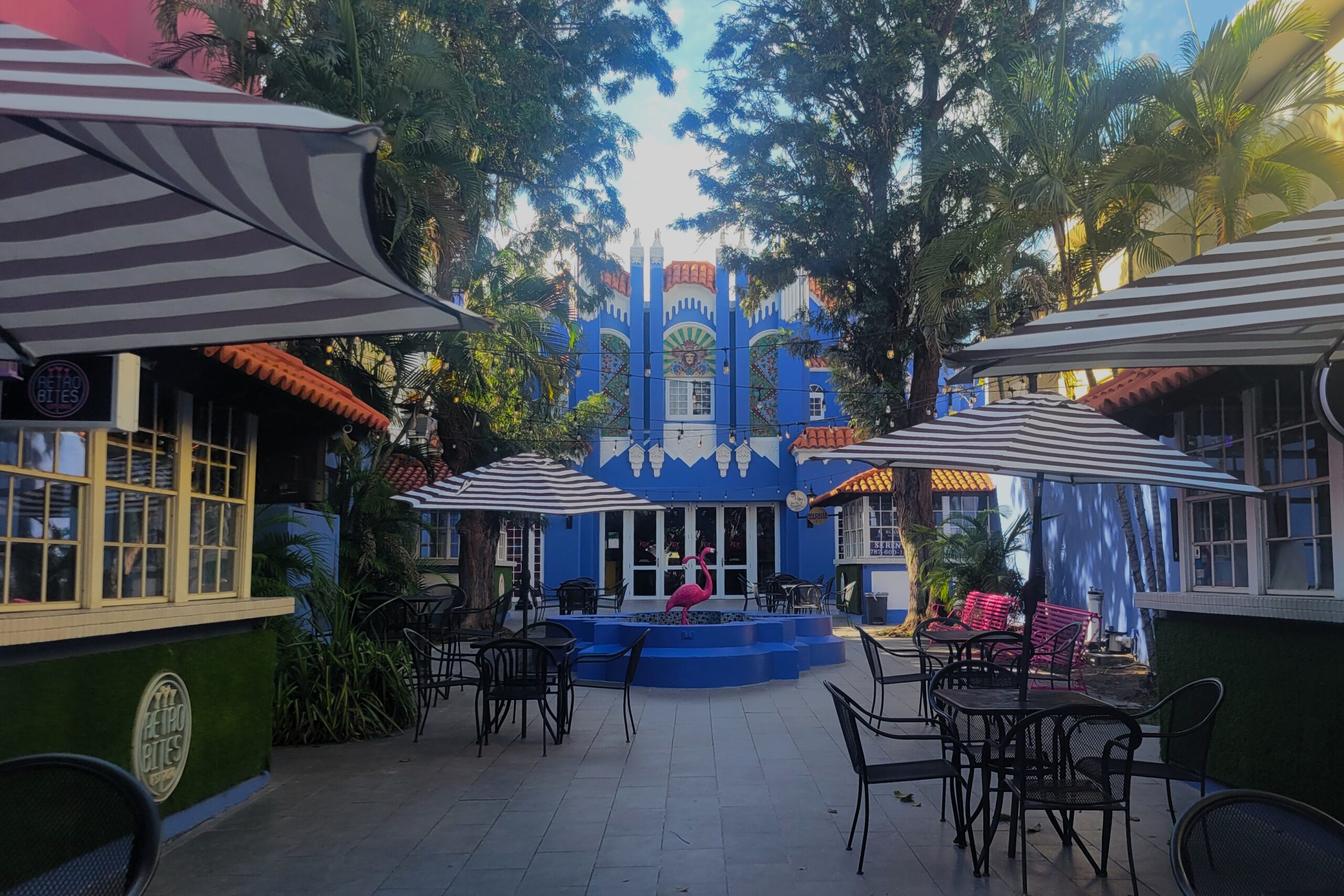 The courtyard of the fox hotel